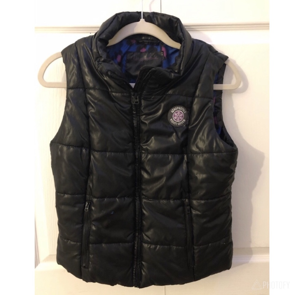 Aeropostale Black Puffer Zip Vest with print liner